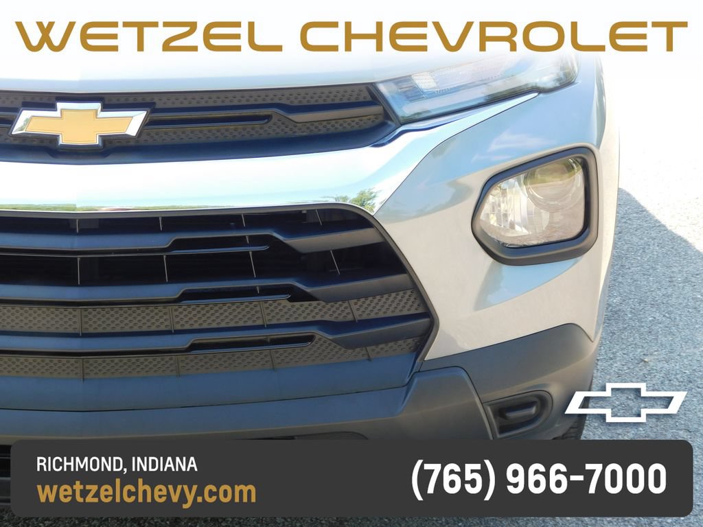 Used 2023 Chevrolet TrailBlazer LS AWD/4WD image 9