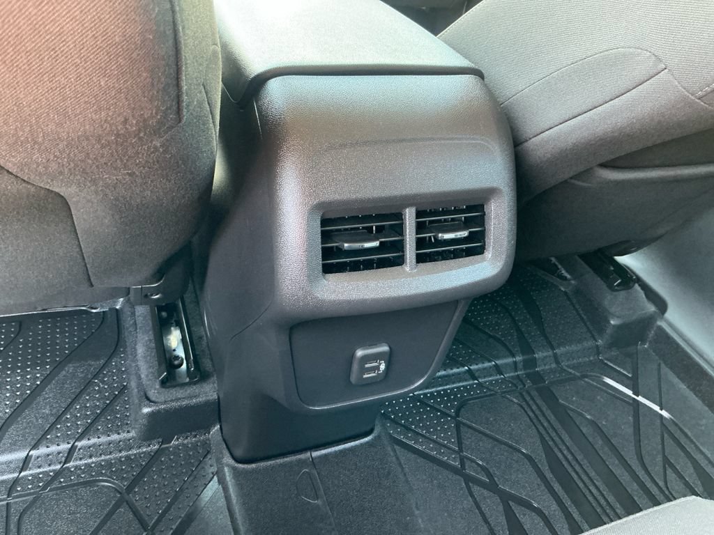Used 2024 Chevrolet Equinox LS w/ Sport Edition FWD image 19