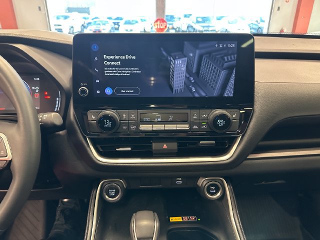 Certified 2024 Toyota Grand Highlander AWD image 23