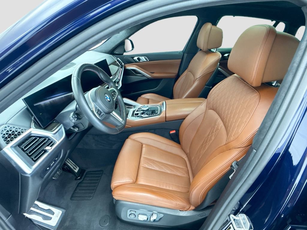 Certified 2024 BMW X6 M60i w/ Dynamic Handling Package AWD/4WD image 18