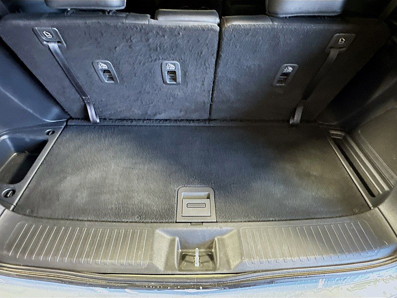 Used 2025 Honda Pilot Black Edition image 27