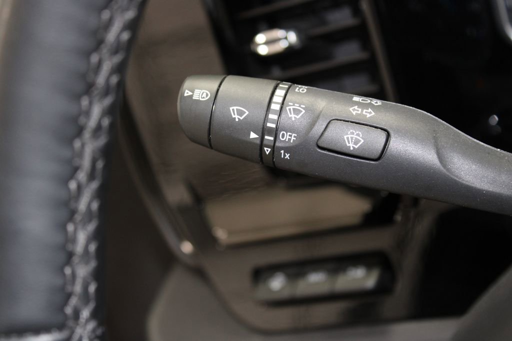 Used 2024 Chevrolet Silverado 1500 ZR2 w/ Technology Package image 22