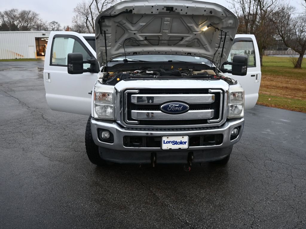 Used 2015 Ford F350 Lariat w/ Lariat Interior Package image 45