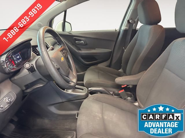 Used 2020 Chevrolet Trax LS w/ Tint and Cruise Package AWD/4WD image 8