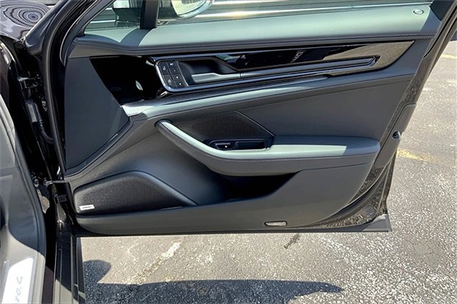 New 2025 Porsche Panamera 4 image 28