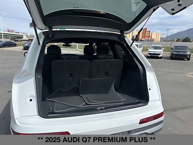 Used 2025 Audi Q7 3.0T Premium Plus AWD/4WD image 16
