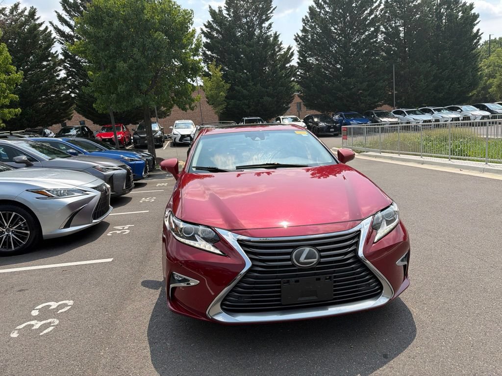 Used 2018 Lexus ES 350 w/ Navigation System Package FWD image 5