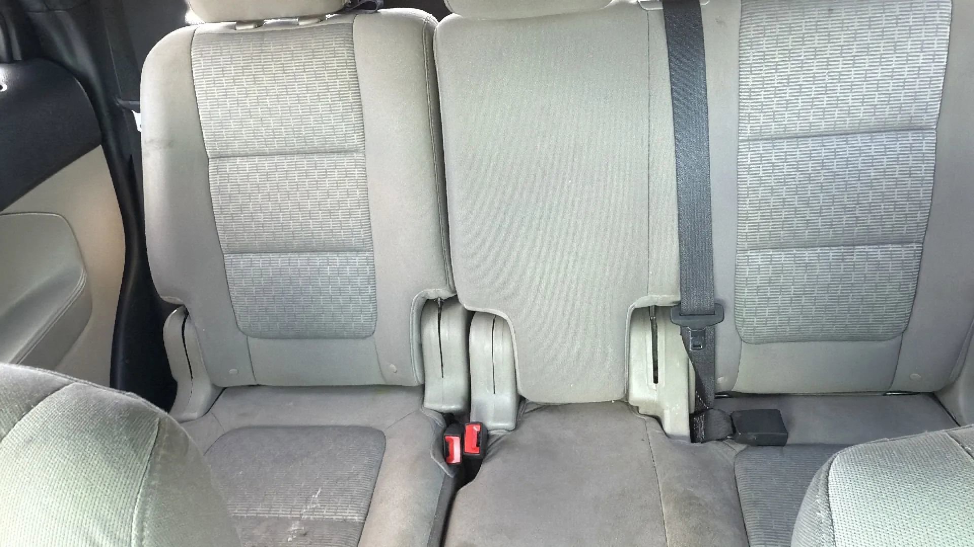 Used 2014 Ford Explorer XLT w/ Equipment Group 201A image 17