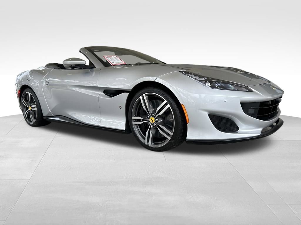 Used 2019 Ferrari Portofino RWD image 3