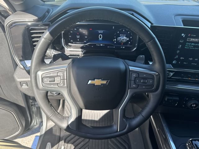 Used 2023 Chevrolet Silverado 1500 LTZ w/ LTZ Premium Package AWD/4WD image 11