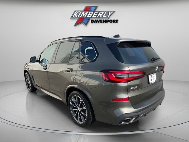 Certified 2022 BMW X5 xDrive40i w/ M Sport Package image 3