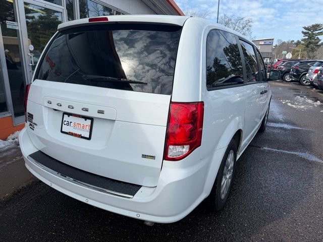 Used 2019 Dodge Grand Caravan SE w/ Rear Park Assist Package image 7
