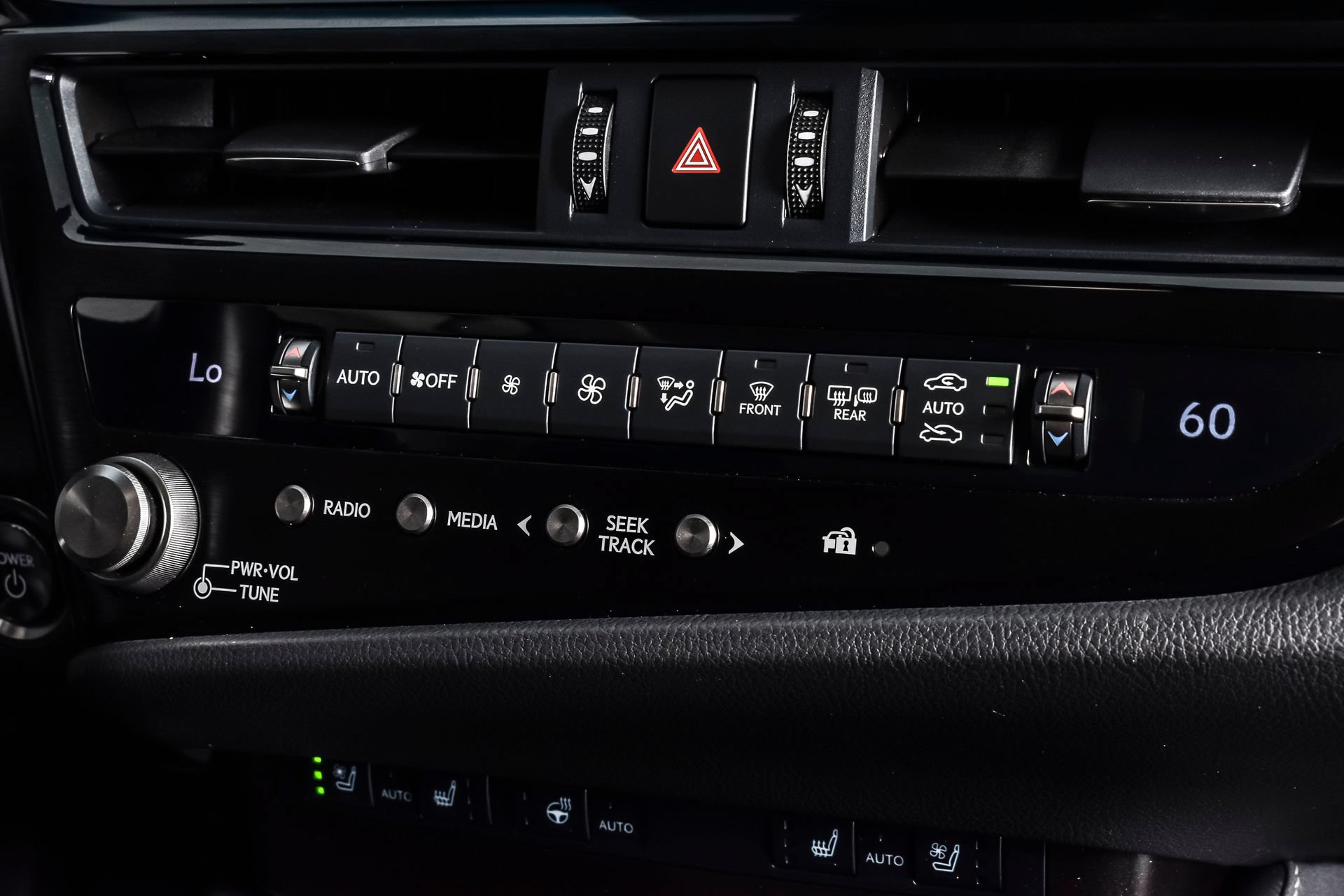 Used 2025 Lexus ES 300h w/ Premium Package FWD image 28