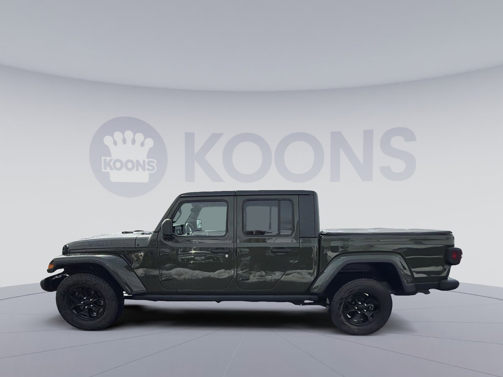 Used 2021 Jeep Gladiator Willys image 2