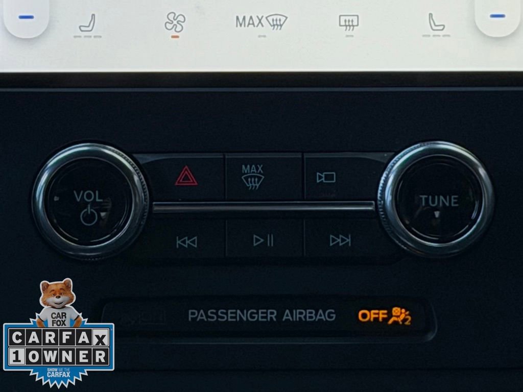 Used 2022 Ford Edge ST-Line image 16