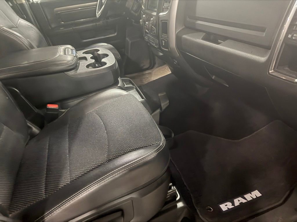 Used 2018 RAM 2500 Big Horn w/ Sport Appearance Group image 39