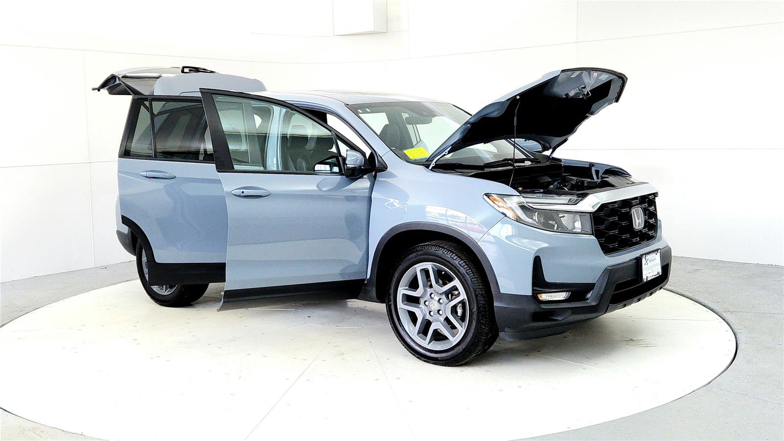 Used 2023 Honda Passport EX-L image 12