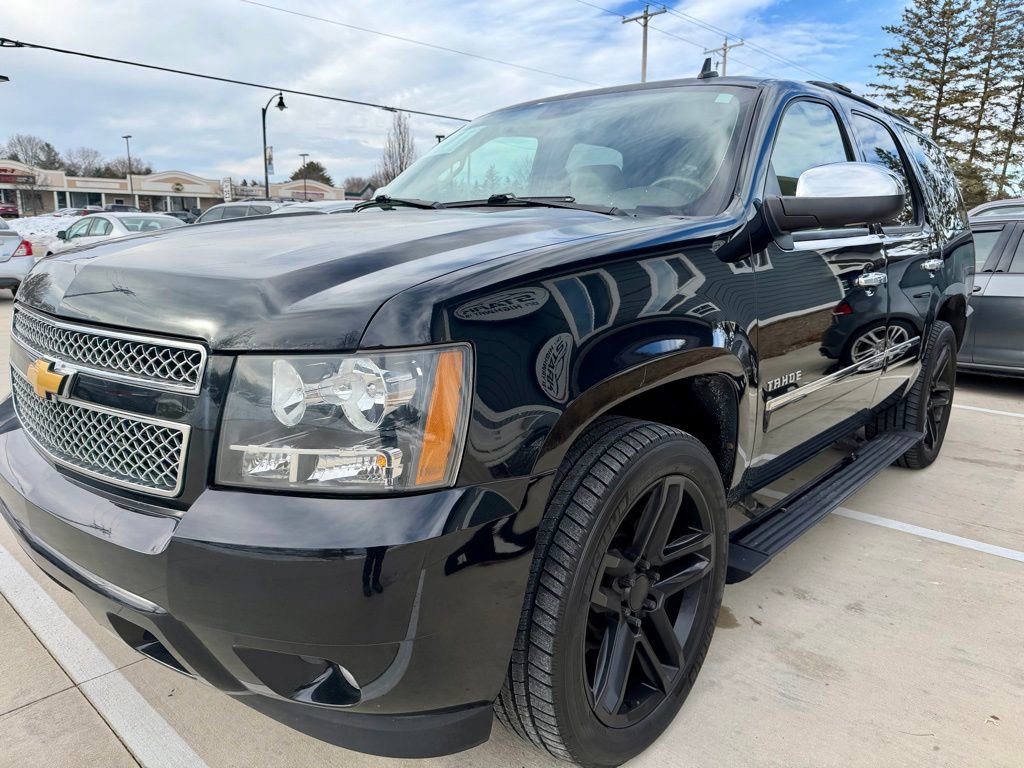 Used 2014 Chevrolet Tahoe LTZ image 3