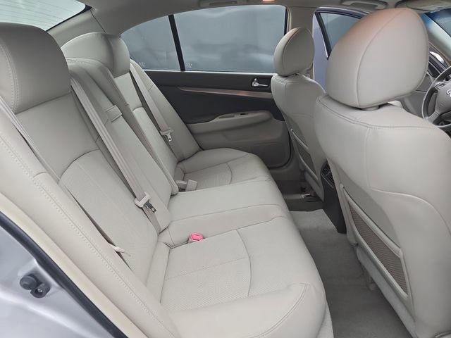 Used 2015 INFINITI Q40 w/ Moonroof Package image 46