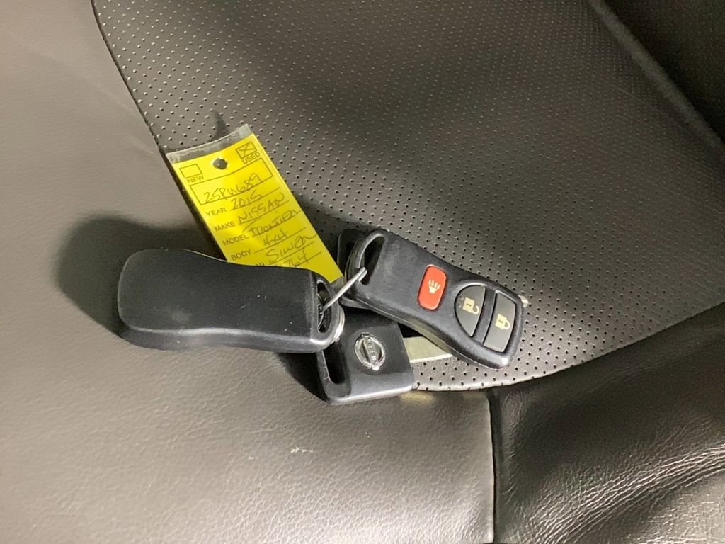 Used 2015 Nissan Frontier PRO-4X image 38