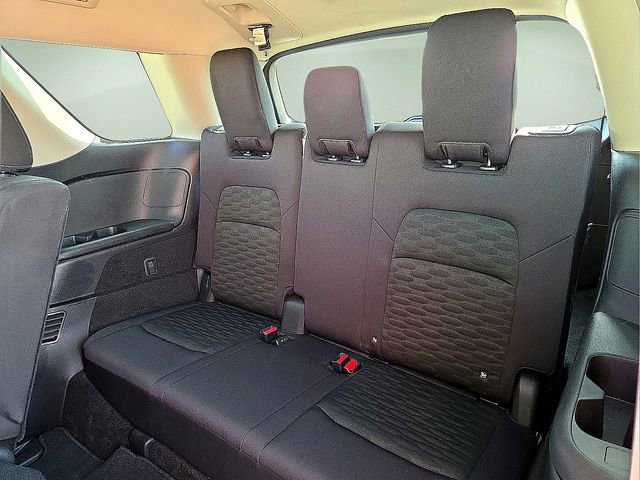 Used 2025 Nissan Pathfinder SV AWD/4WD image 13