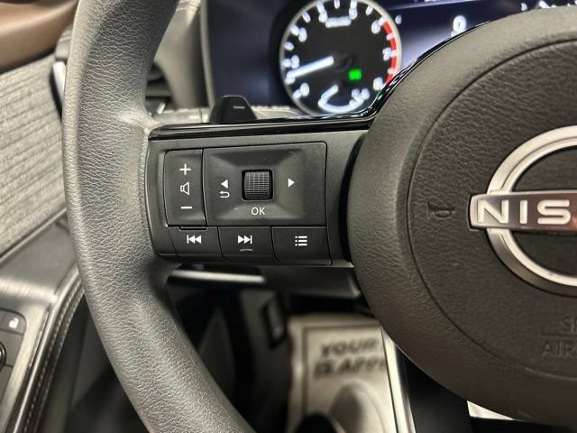 Used 2023 Nissan Rogue SV AWD/4WD image 23