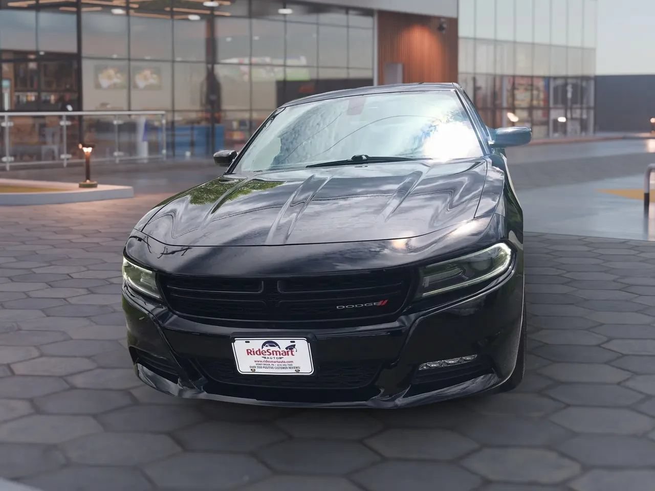 Used 2019 Dodge Charger SXT AWD/4WD image 7