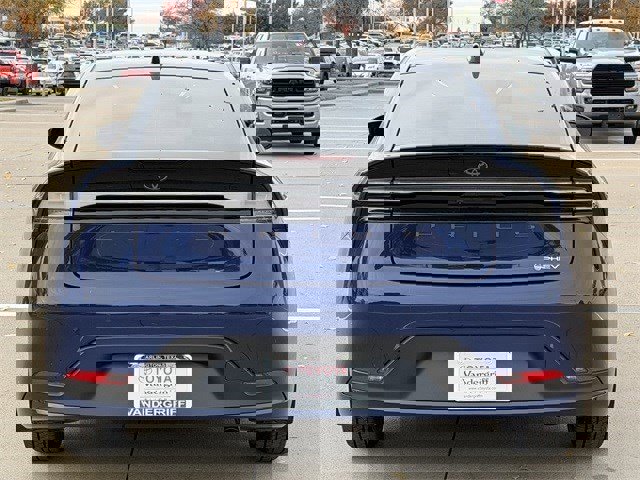 New 2026 Toyota Prius Plug-In Hybrid image 5