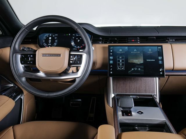 Used 2026 Land Rover Range Rover SE AWD/4WD image 11