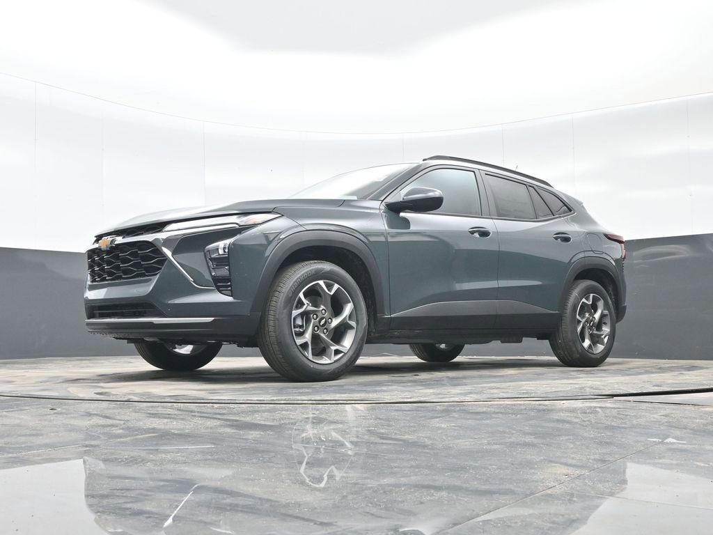 New 2026 Chevrolet Trax LT w/ Sunroof Package image 35