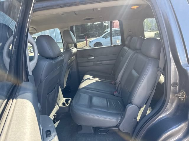 Used 2004 Dodge Durango SLT AWD/4WD image 14