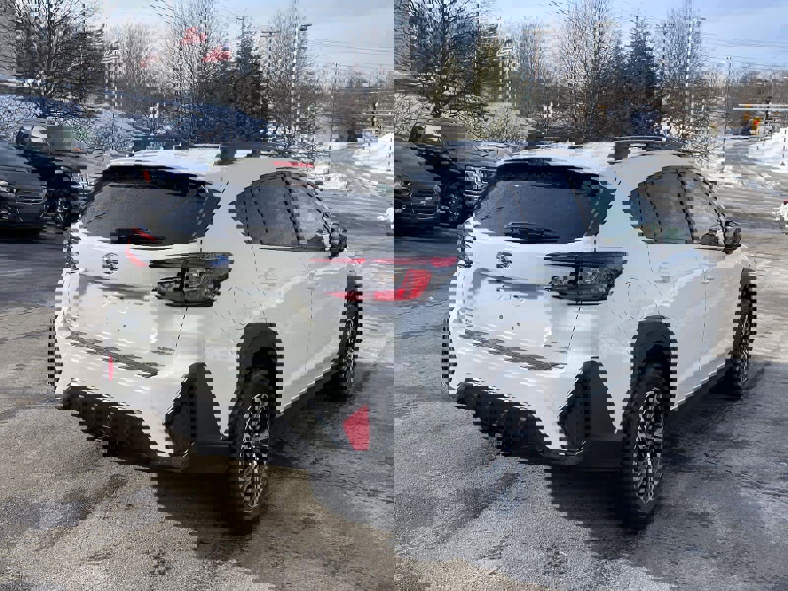 Used 2025 Subaru Crosstrek 2.0i Premium image 5