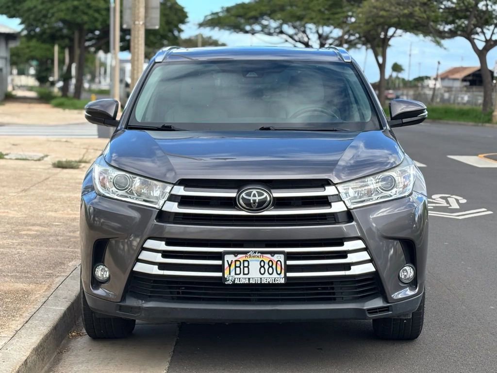 Used 2017 Toyota Highlander XLE image 7