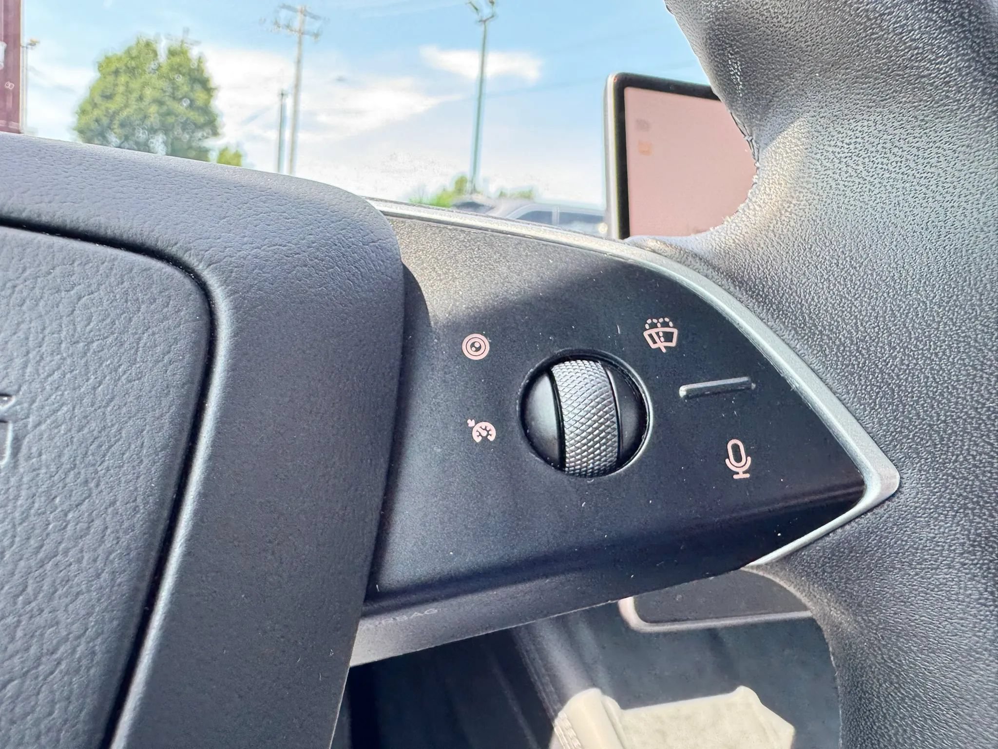 Used 2025 Tesla Model 3 Long Range AWD/4WD image 23