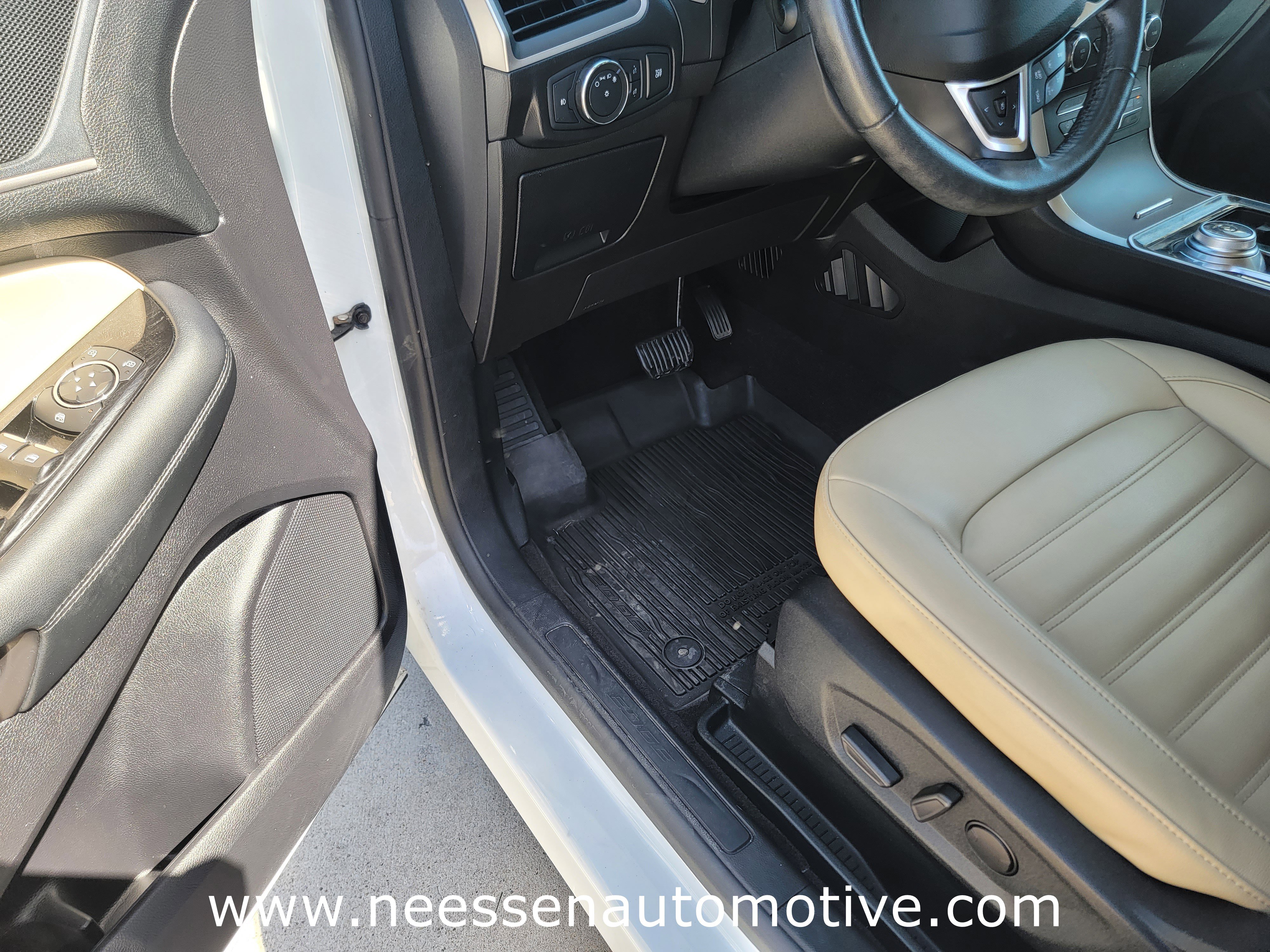 Used 2020 Ford Edge SEL image 14