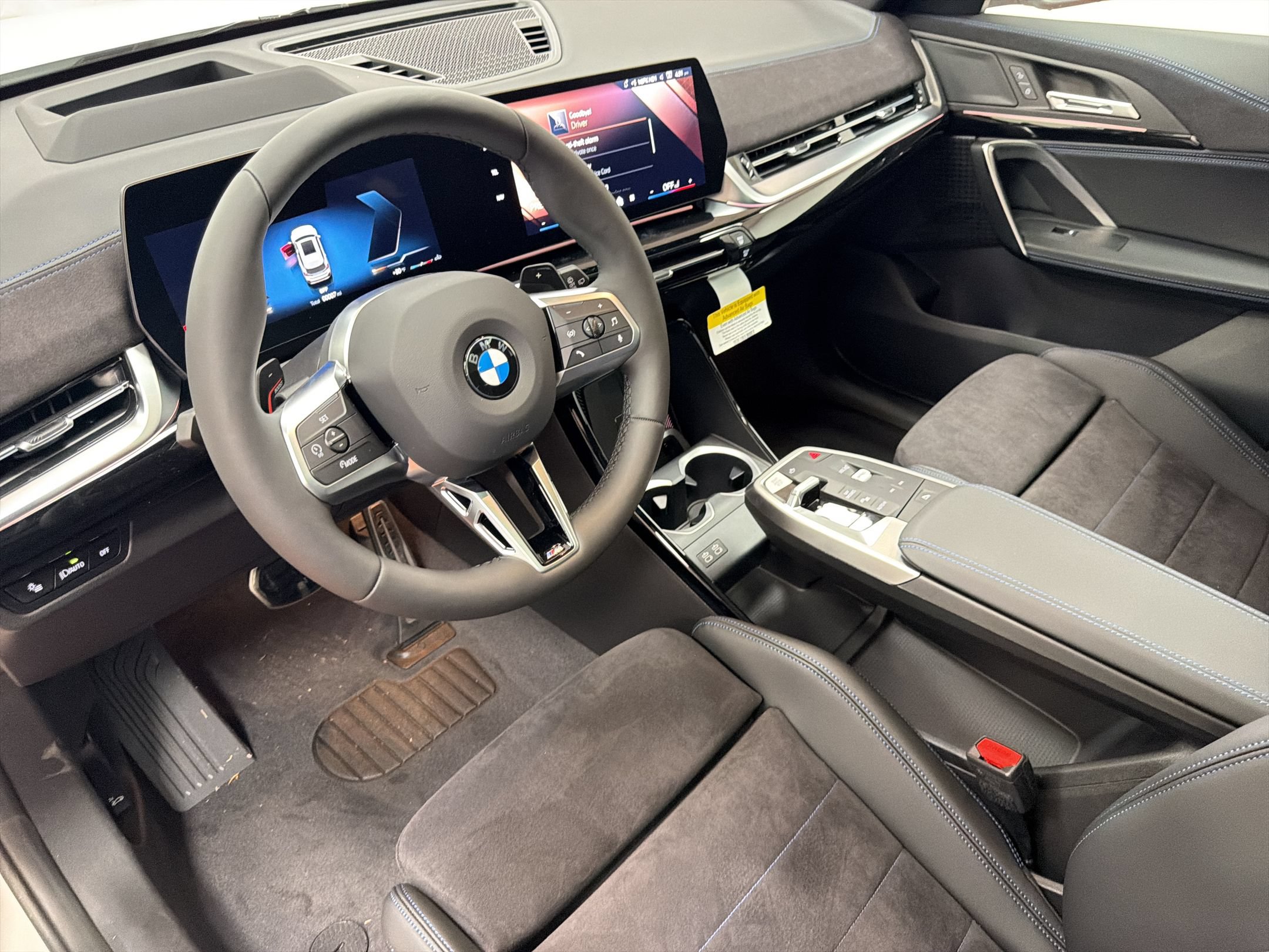 Used 2026 BMW X1 xDrive28i w/ Technology Package AWD/4WD image 4