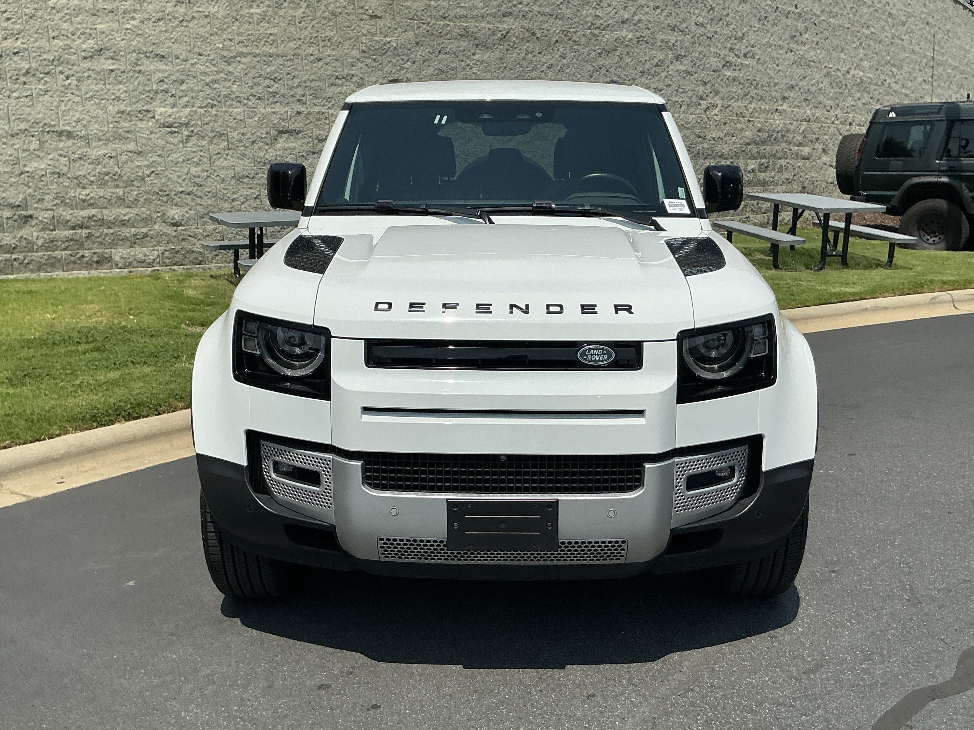 Certified 2025 Land Rover Defender 110 S AWD/4WD image 10