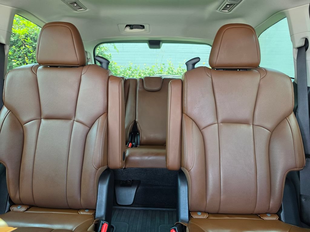 Used 2019 Subaru Ascent Touring w/ Popular Package #3 AWD/4WD image 34