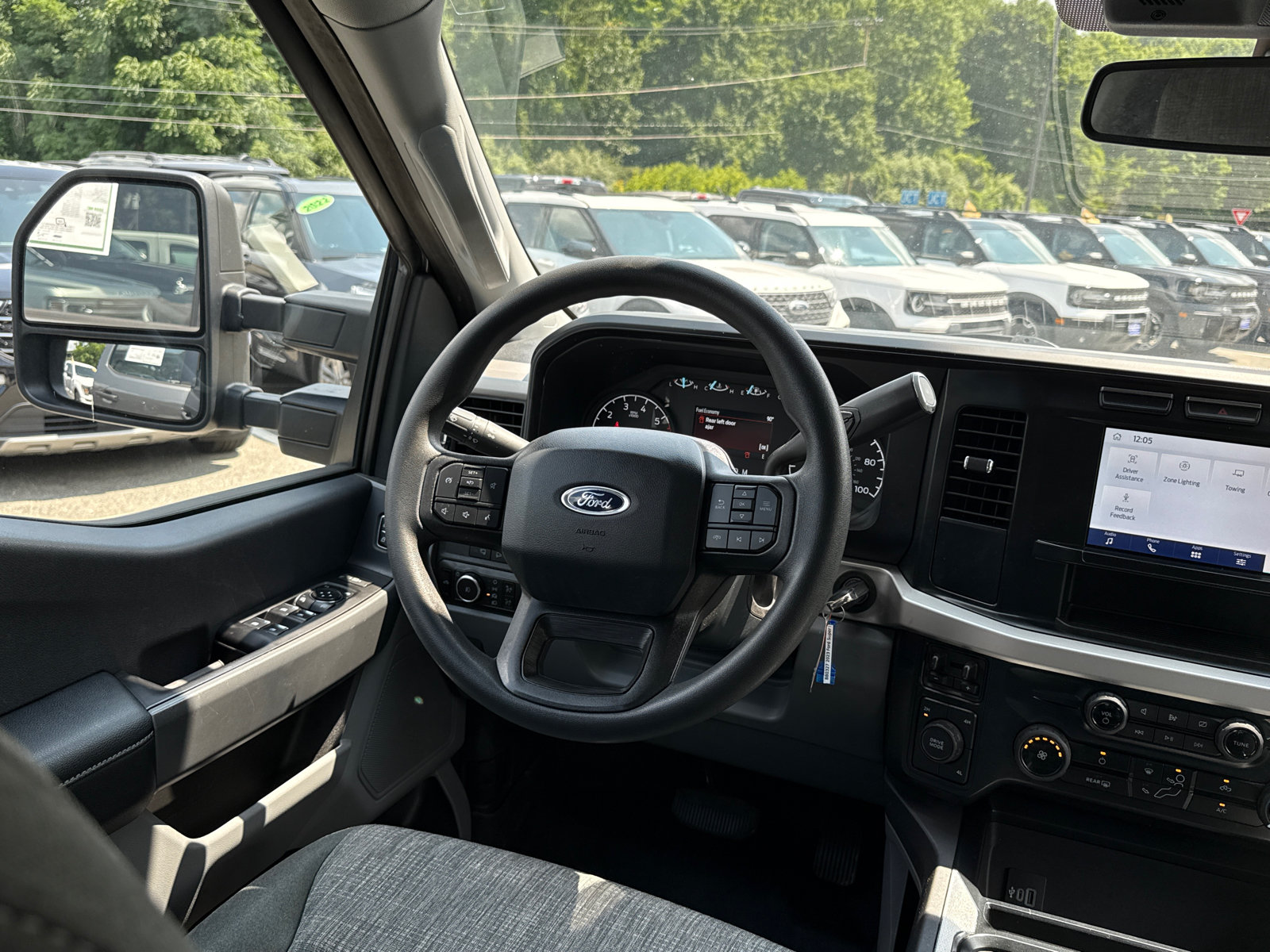 Used 2023 Ford F250 XLT w/ Snow Plow Prep Package AWD/4WD image 23