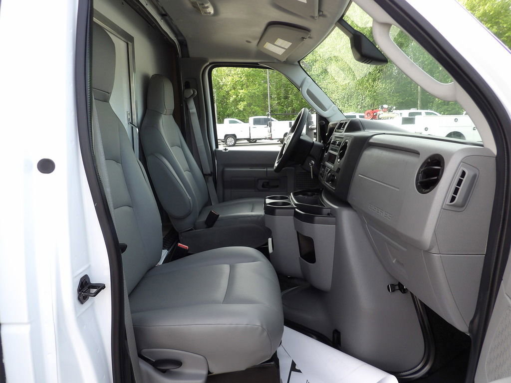 Used 2024 Ford E-350 and Econoline 350 Super Duty w/ Driver's Safety Package RWD image 24