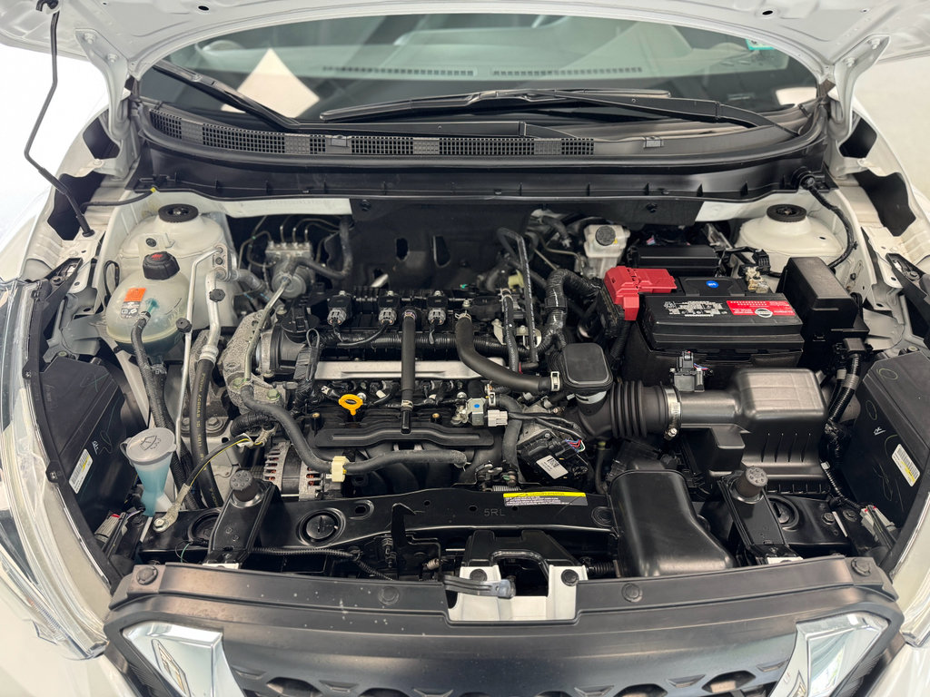 Used 2019 Nissan Kicks SV FWD image 27