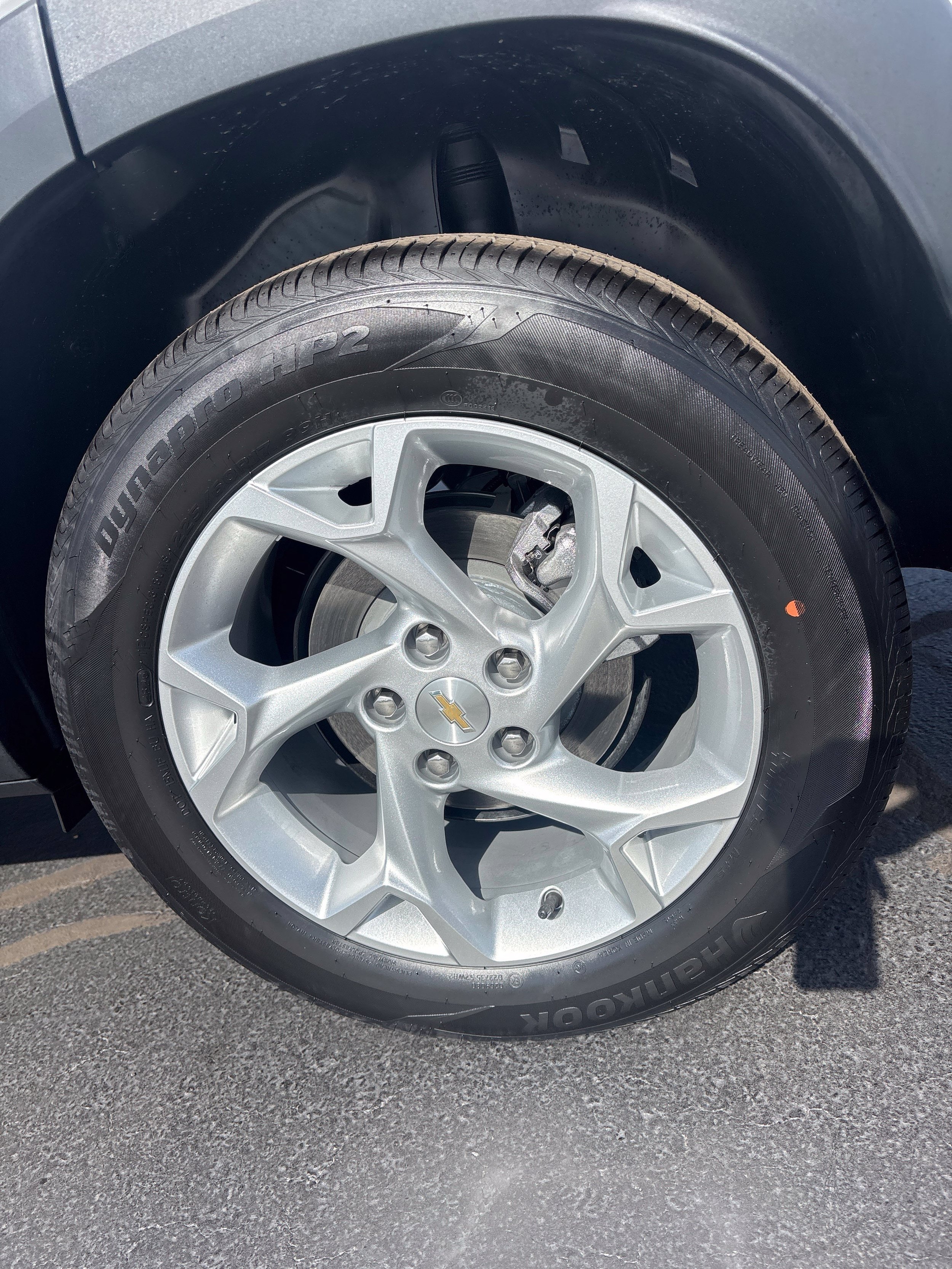 New 2026 Chevrolet Trax LS w/ LS Convenience Package FWD image 8