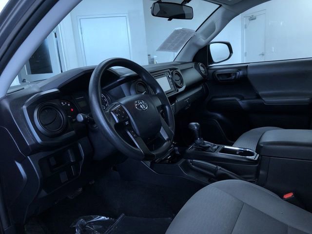 Used 2017 Toyota Tacoma SR image 27