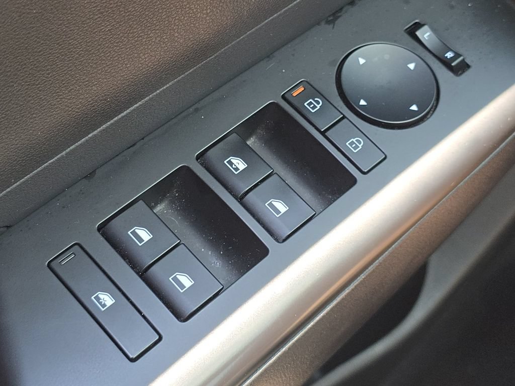 Used 2024 Hyundai Kona SE FWD image 23