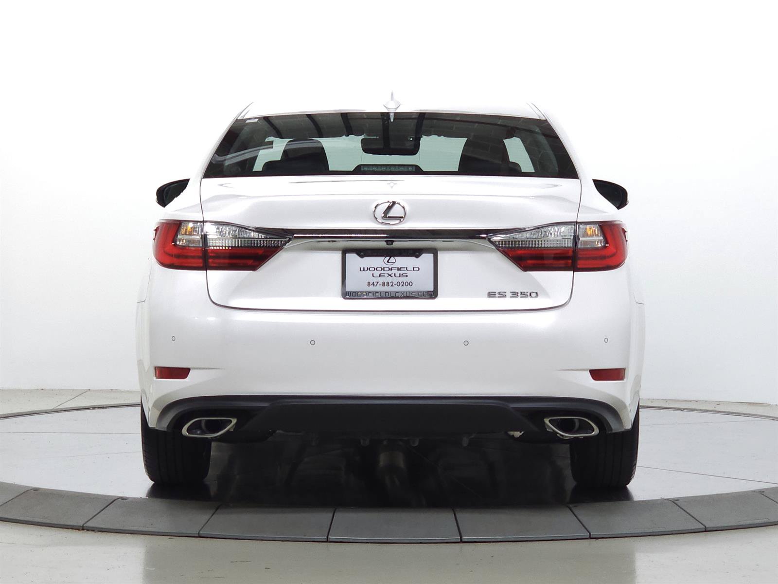 Used 2017 Lexus ES 350 w/ Luxury Package FWD image 6