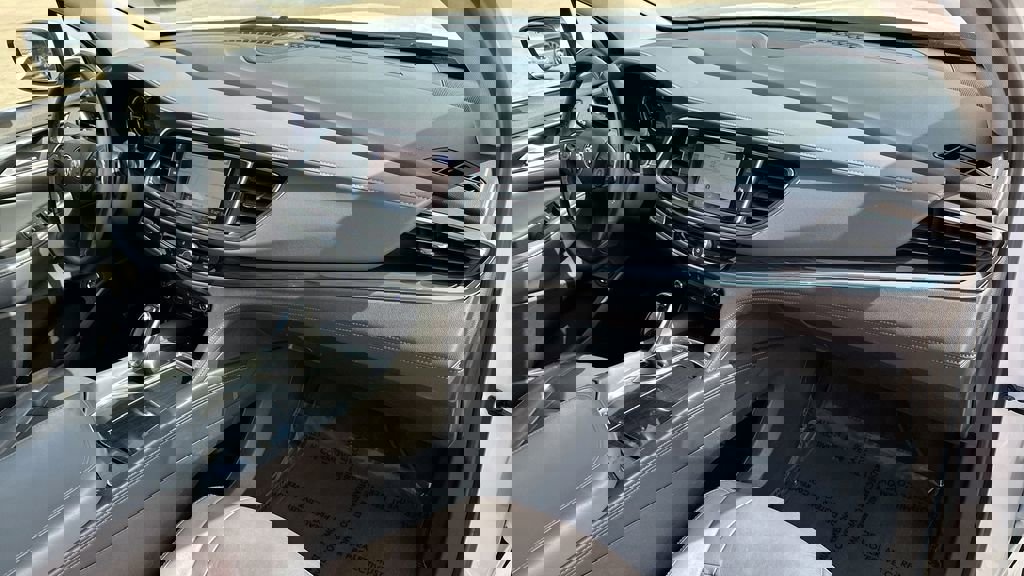 Certified 2021 Buick Enclave Essence w/ Sound and Sites Package image 31