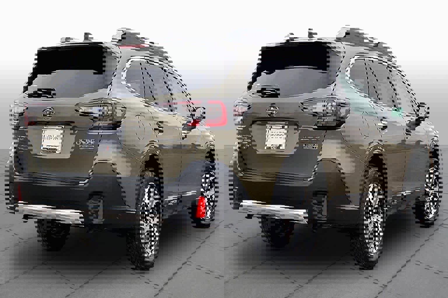 Used 2021 Subaru Outback Touring XT image 12