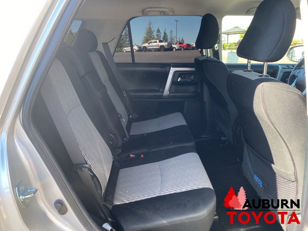 Used 2016 Toyota 4Runner SR5 AWD/4WD image 13