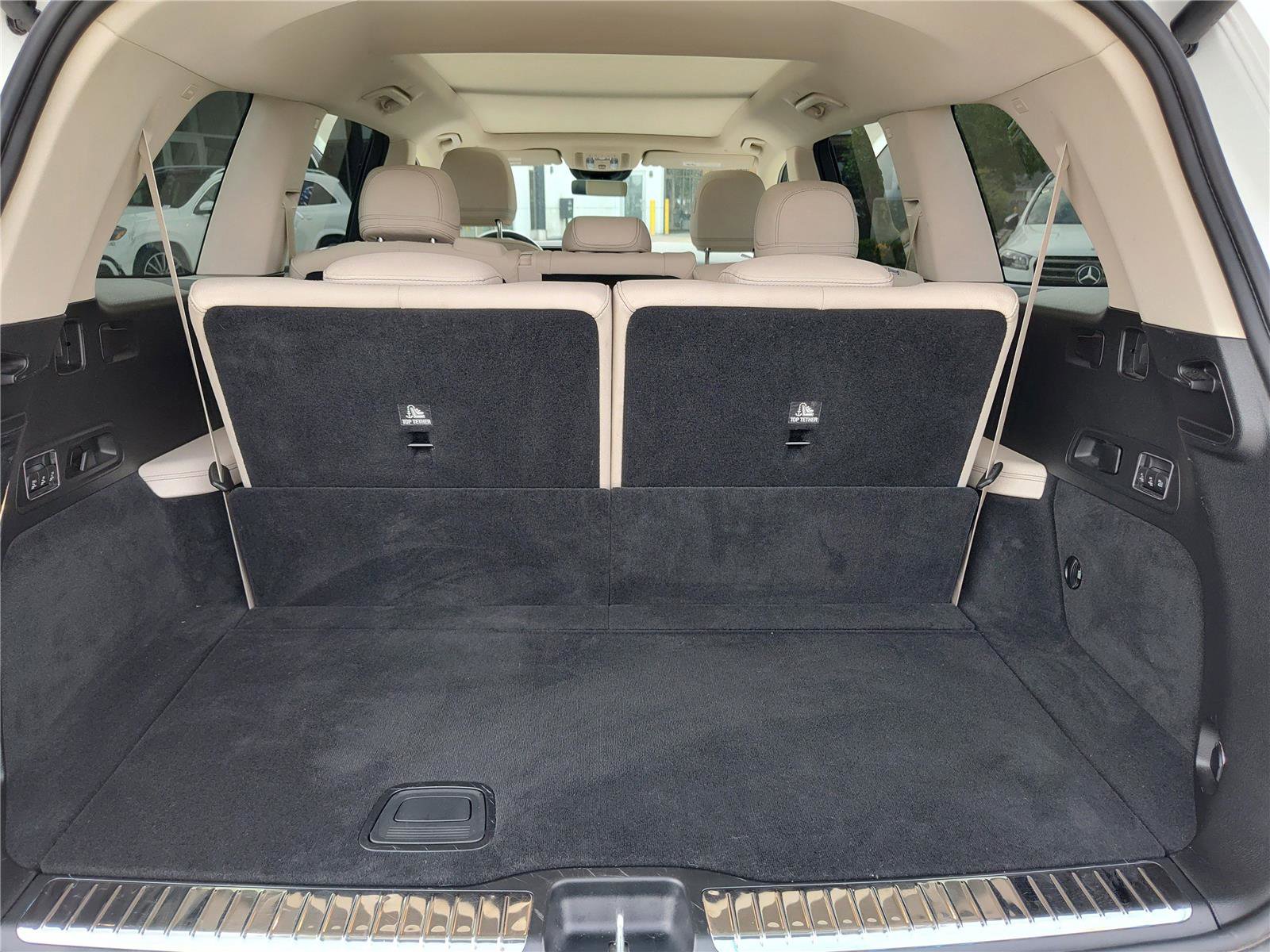 Certified 2025 Mercedes-Benz GLS 450 4MATIC image 5