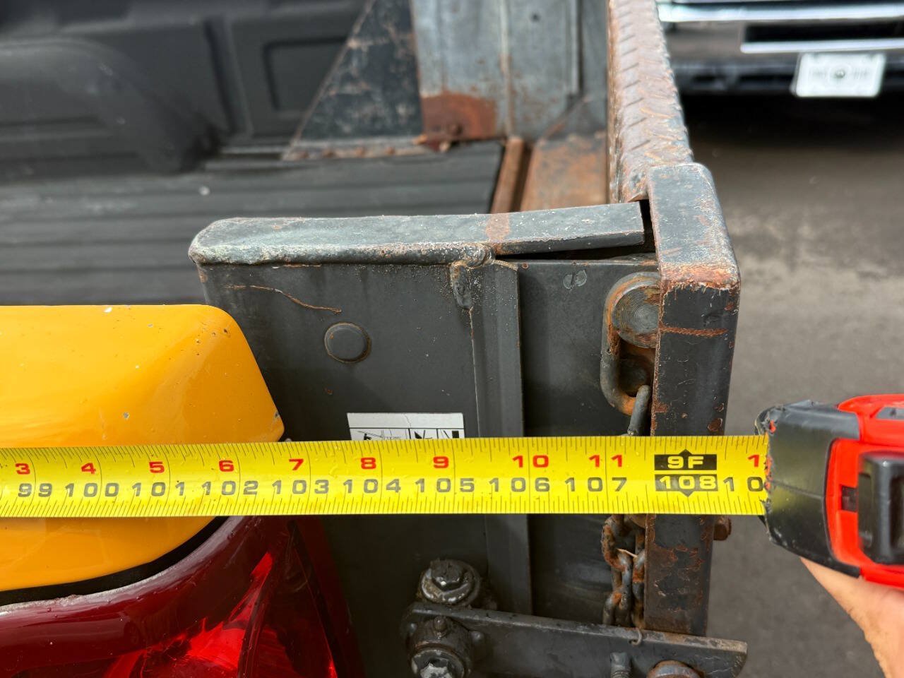 Used 2003 Chevrolet Silverado 2500 W/T RWD image 17
